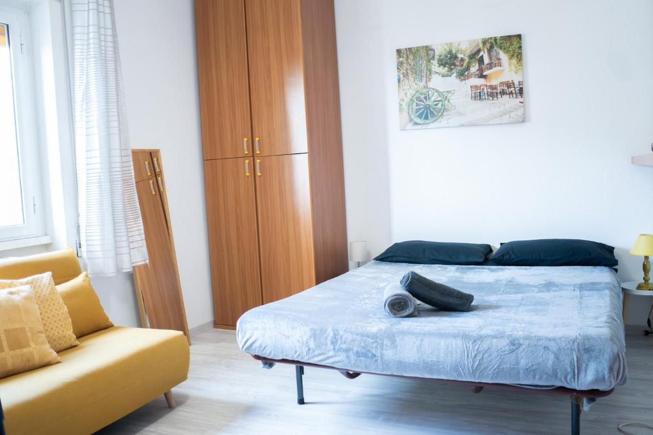 Nonna Pina Guest House Moderno Appartamento Vicino Metro AWifi,Netflix Rom Eksteriør billede
