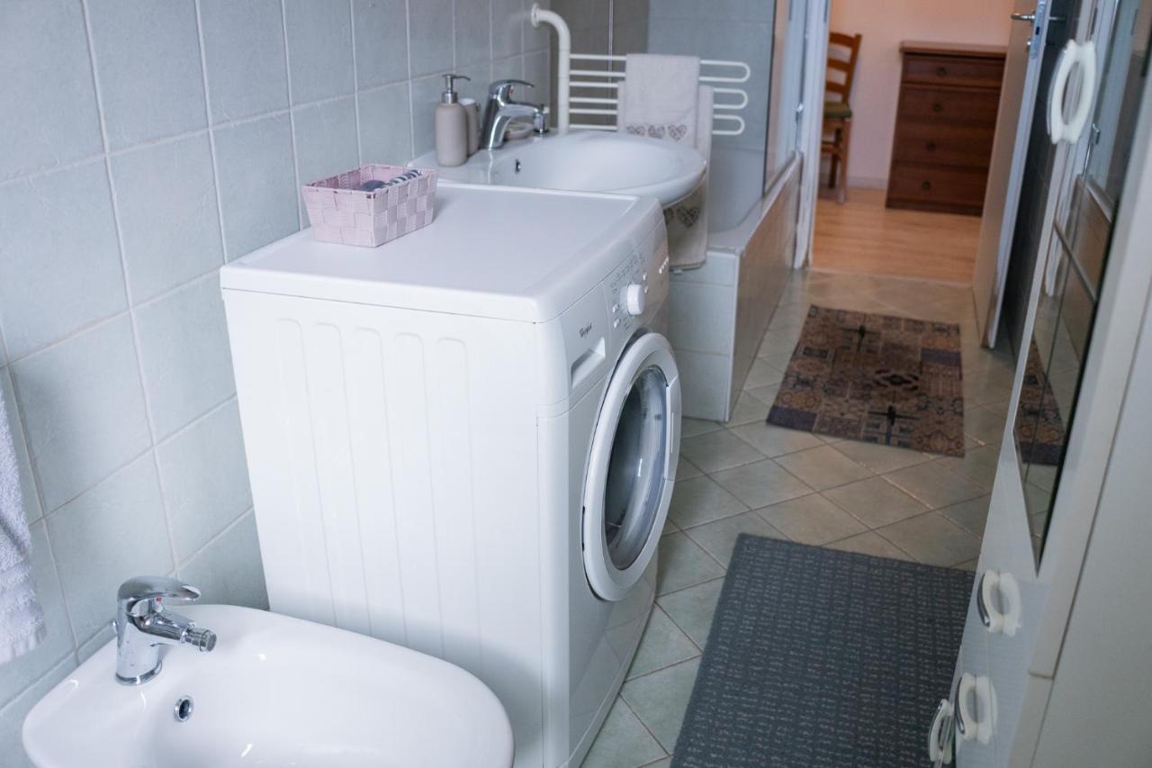 Nonna Pina Guest House Moderno Appartamento Vicino Metro AWifi,Netflix Rom Eksteriør billede